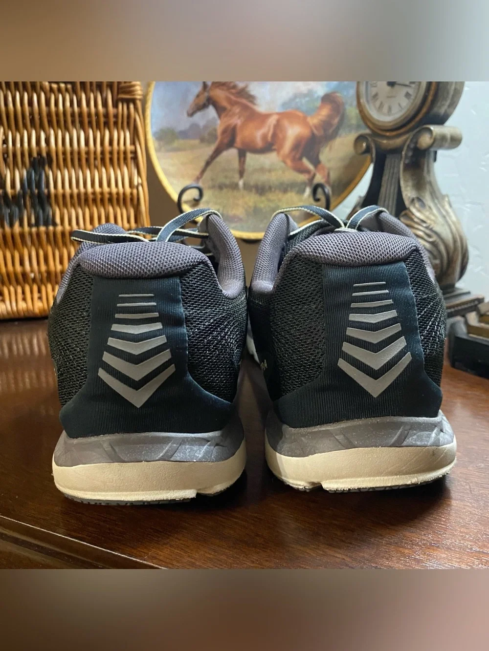 Altra rivera men